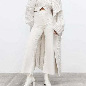 Zara Marine Straight pant. US size 6. New with Tags. Never worn. White.